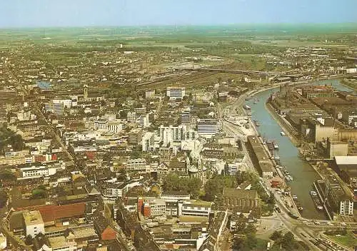 Ansichtskarte Deutschland - Neuss am Rhein - Ortspanorama mit Innenstadt, Hafen und Güterbahnhof - Fliegeraufnahme (2838)