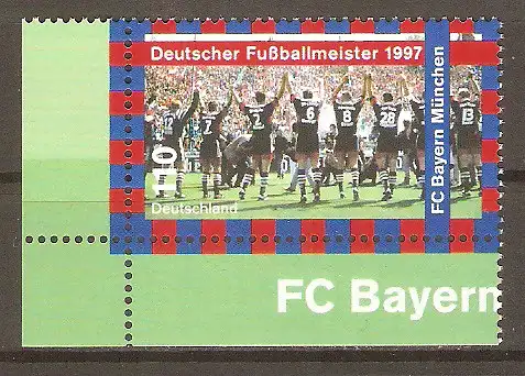 Briefmarke BRD Mi.Nr. 1958 ** Bogenecke u.l. - Deutscher Fußballmeister 1997: FC Bayern München / Spieler vor Fankurve #