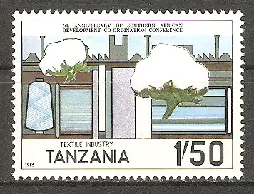 Briefmarke Tanzania Mi.Nr. 254 ** 5 Jahre Konferenz der Entwicklungsgemeinschaft des südlichen Afrika (SADCC) 1985 / Industrieanlagen & Baumwolle #