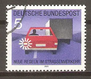 Briefmarke BRD Mi.Nr. 670 o Neue Regeln im Straßenverkehr 1971 / Vor Überholen Fahrtrichtungsanzeiger betätigen! #