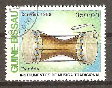 Briefmarke Guinea-Bissau Mi.Nr. 1014 o Musikinstrumente 1989 / Dondón #