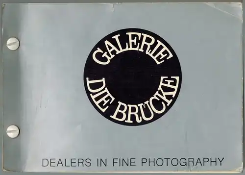 Ray, Man: Was ich nicht malen kann, fotografiere ich, und was ich fotografieren kann, werde ich nicht malen. Galerie Die Brücke. Dealers in Fine Photography
 Wien, Fotogalerie Die Brücke, September 1973. 