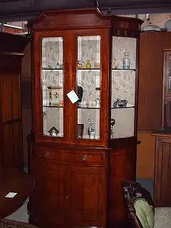 magahoni vitrine schranck und siteboard mit spiegel aufzatz