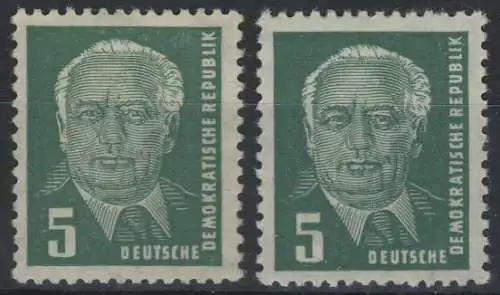 322 Pieck 5 Pf. - deux marques avec différentes nuances, frais de port **