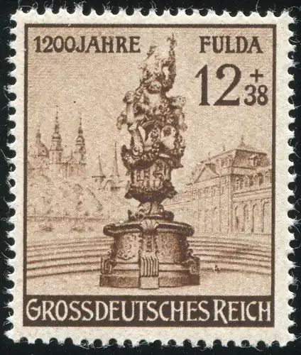 886VI Fulda 1944: tache à droite du monument, champ 30, **