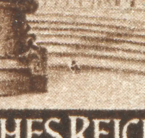 886VI Fulda 1944: tache à droite du monument, champ 30, **