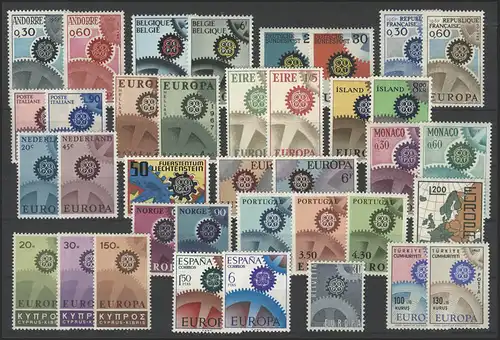 Communauté / CEPT / Europe 1967 millésime 19 numéros complets **