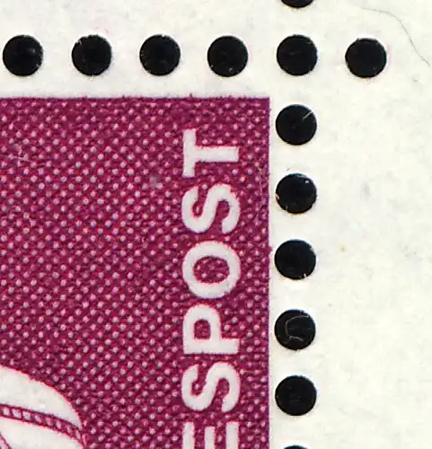 847 IuT 10 Pf: - Zähnung rechts am Markenbild, Ecke oben rechts, beschriftet **