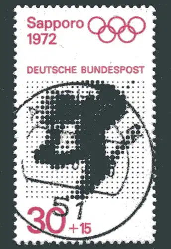 686 aus Block 6 Olympiade 1972 mit PLF grüne Punkte unter ND, gestempelt