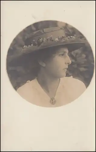 DEUTSCHE MARINE-SCHIFFSPOST No 103 - 19.7.1915 auf Feldpost-AK Frauenportrait