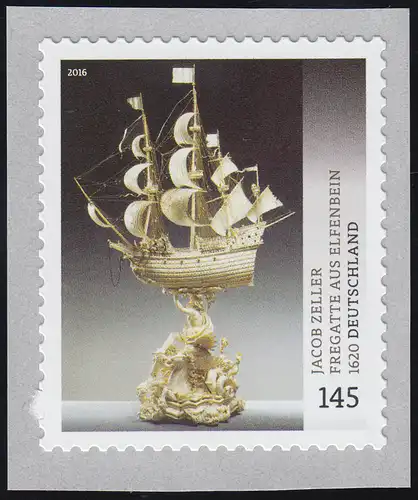 3250 Frégate en ivoire, marque de rouleau avec défaut de découpe en bas à gauche, **