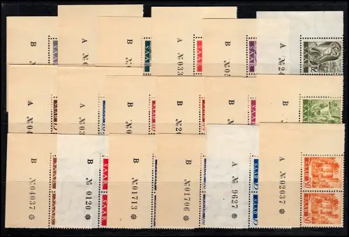 206-223 Freimarken 18 Kleinformate (100er-Bogen) komplett als Eck-Paar u.l. **