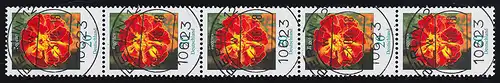 2471 Tagetes als 5er-Streifen mit VS-O BERLIN 28.3.06 mit Nummer 195