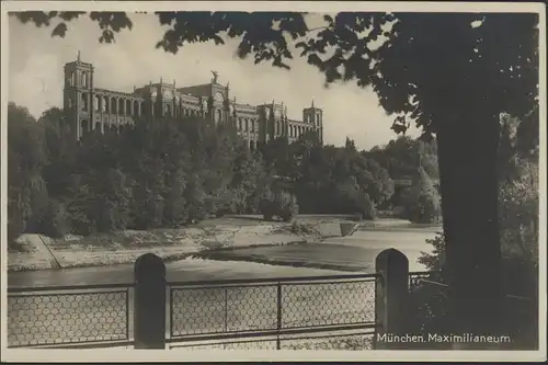 Carte postale Munich: Maximilianeum, Munich/Paquet postal 18.8.32