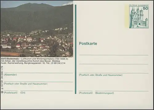 P129-g12/ 191 8373 Mais au sol, vue sur la localité avec des montagnes **