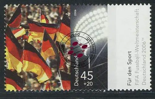 2517 Sporthilfe 45+20 C Fußball-WM Fahnenmeer Besucher aus Zehnerbogen, O