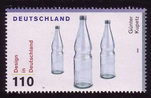 2070 Design aus Block Perlenflasche **