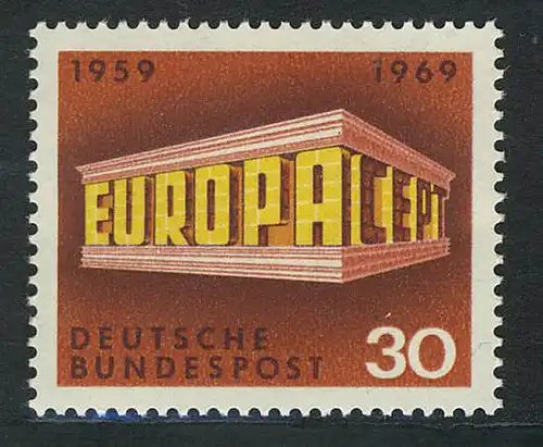 584 Europe 30 Pf Temple **