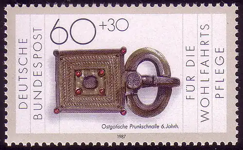 1334 Wohnfschausführung 60+30 Pf ** post-fraîchissement