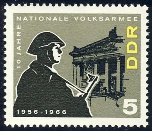 1161 10 ans NVA 5 Pf ** post-fraîchissement