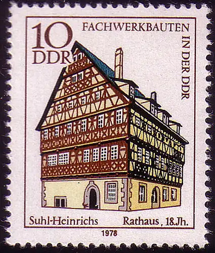 2294 Fachwerkbauten 10 Pf Rathaus Suhl-Heinrichs **