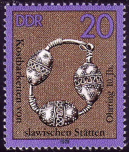 2304 Kostbarkeiten von slawischen Stätten 20 Pf **