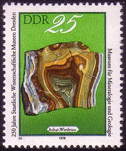 2372 Musées Scientifiques Dresde 25 Pf **