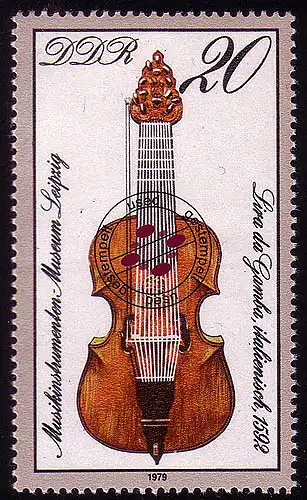 2445 Musée des instruments de musique 20 Pf Lire da Gamba O