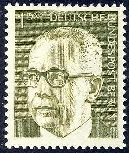 369 Gustav Hinemann 1DM