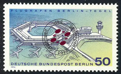 477 Flughafen Berlin Tegel O gestempelt