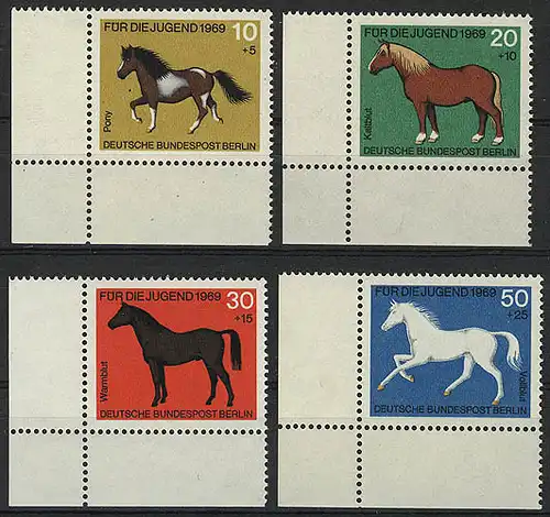 326-329 Jugend Pferde 1969, Ecke u.l. Satz **