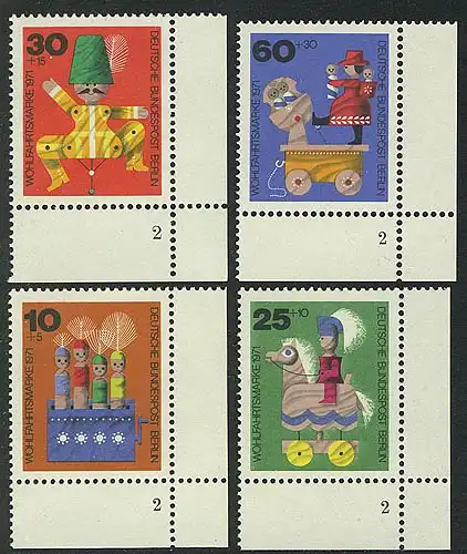 412-415 Wofa Jouets en bois 1971, FN2 phrase **