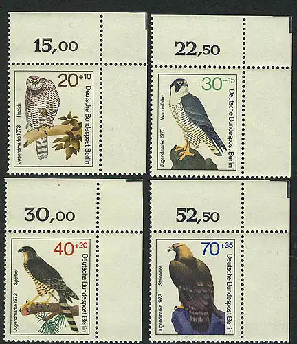 442-445 Jeunes oiseaux de proie 1973, coin o.r. phrase **