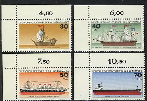 544-547 Jeunes navires 1977, coin o.l. phrase **