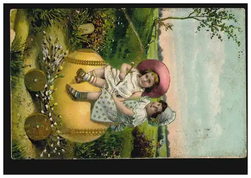 Prägekarte Ostern Zwei Mädchen auf Riesenei mit Rädern, QUERUM 15.4.1911