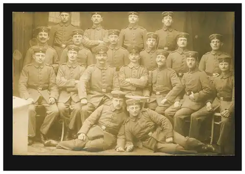 Foto-AK Gruppenbild, Feldpostkarte LÜTTICH 2 - Hauptbahnhof 9.2.1916 BS Lennep