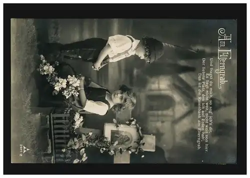 Carte photo enfants: Sur la tombe des parents avec poème, KIRCHHEIM 28.10.197