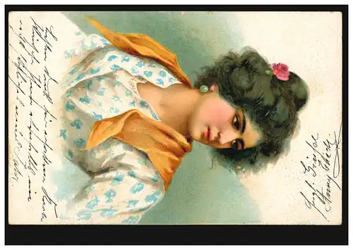 Künstler-Ansichtskarte Frauenportrait mit schwarzen Locken, Rose im Haar,1904