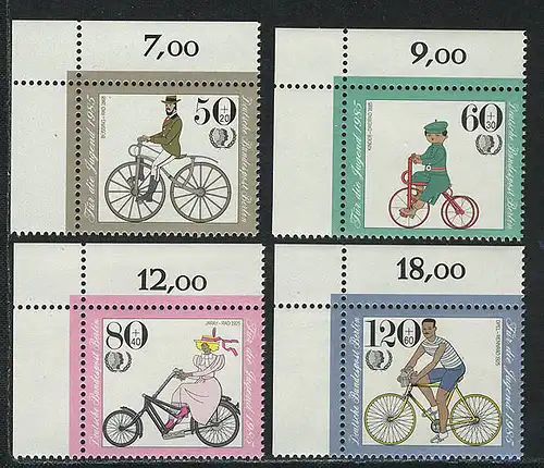 735-738 Vélos jeunes 1985, coin o.l. ensemble **