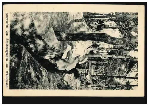 AK Décharge de tranchées sur la forêt, poste de terrain Ldw.-Inf. - Regt. 28 - 1916
