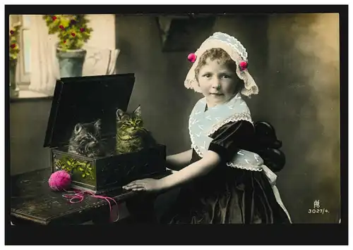 Enfants AK animaux: filles, deux enfants chats, colorés, BARCELONA 1906