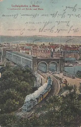 AK Ludwigshafen/Rhein: Gesamtansicht mit Brücke, Eisenbahn und Rhein, 29.5.1920