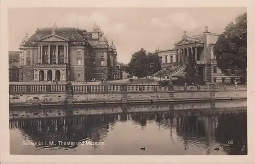 Le temple de Pampow sur SCHWERIN (MECKL.) 13.9.56 sur AK Théâtre et Musée