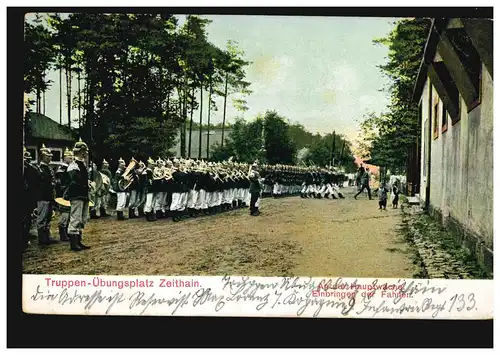 AK Truppen-Übungsplatz Zeithain: An der Hauptwache - Einbringen der Fahnen, 1907