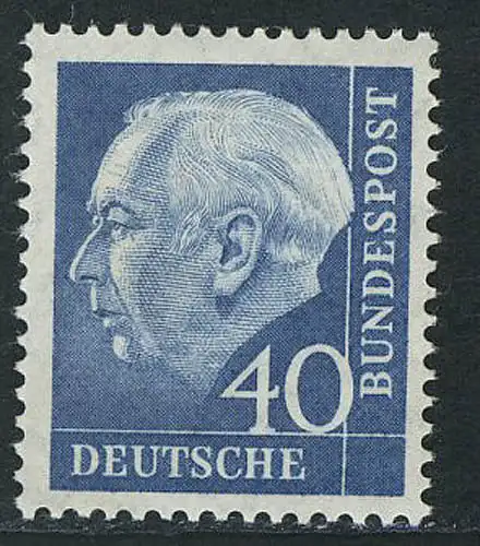 260 Theodor Heuss 40 Pf ** post-fraîchissement