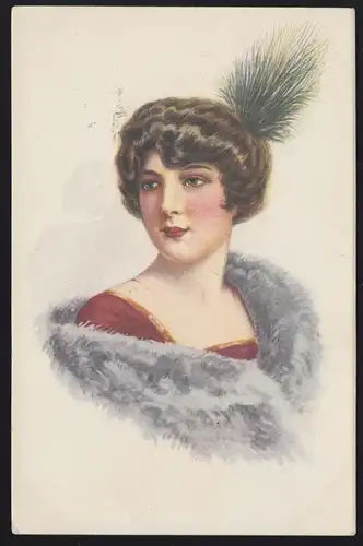 AK artiste femme avec fourrure et bijoux verts, édition C.C.M., marqué