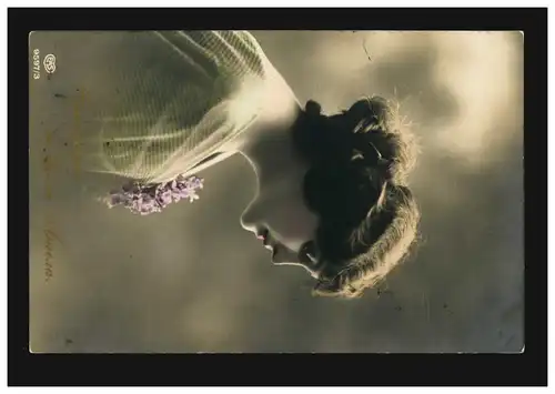 Mode AK Femme image de côté, EAS, MOSCOU 27.11.1913