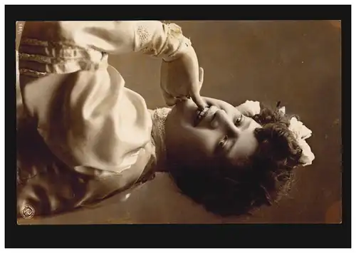 Mode-AK Fotoportrait von Jeanne, Verlag N.P.G. Steglitz 1904, BRÜSSEL 7.9.1907