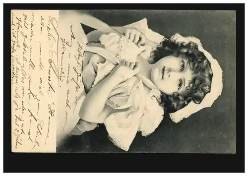 Kinder-AK Mädchen im weißen Kleid mit Haube, AARBURG 24.10.04 nach BASEL 24.10.