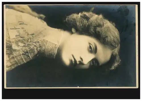 Mode-AK Künstlerin mit Haarzopf, DRESDEN-ALTSTADT 18.3.1905 nach SCHILDAU 19.3.